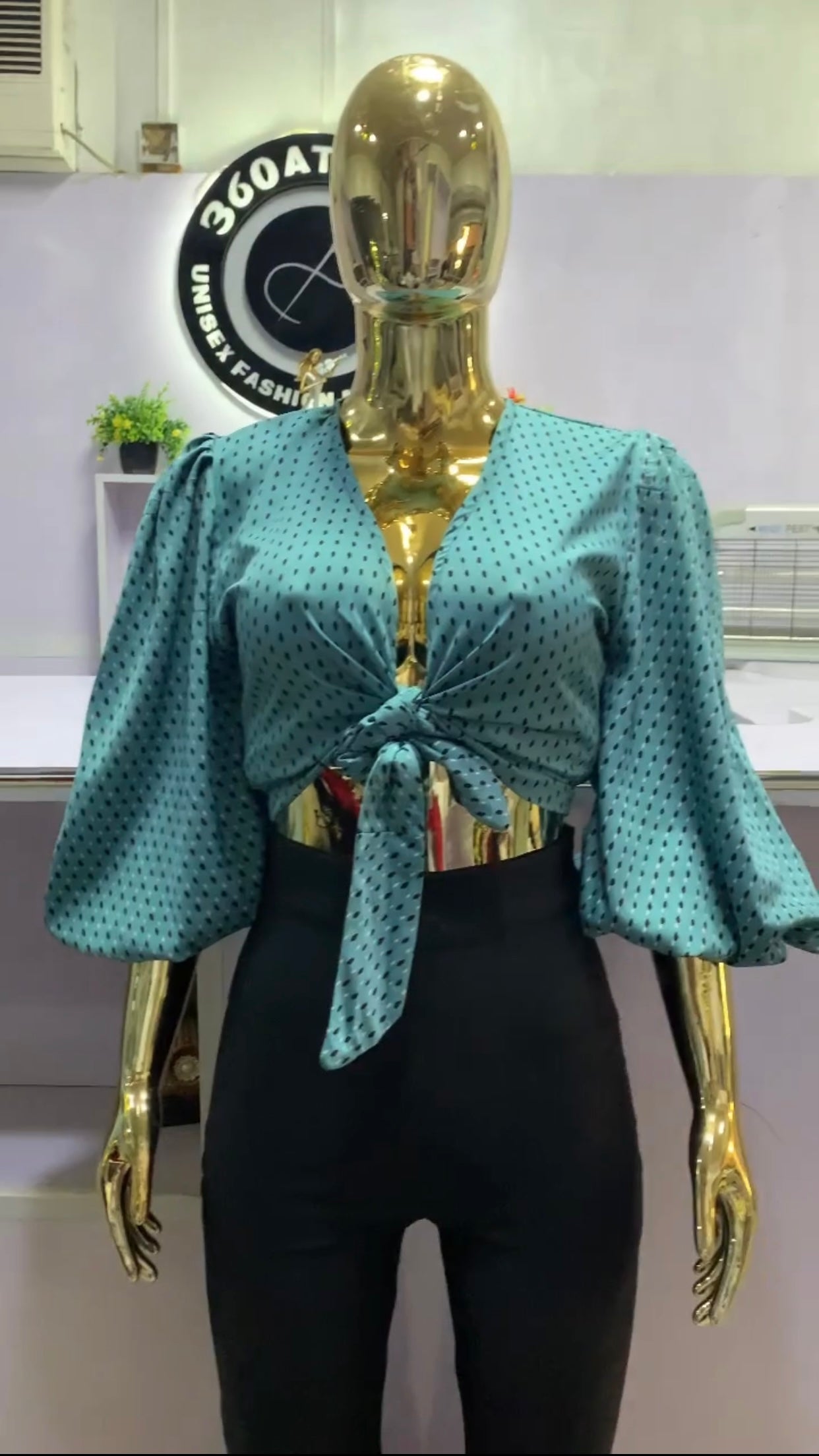 Teal Polka Dot Tie-Front Crop Top with Puff Sleeves – Effortless Chic