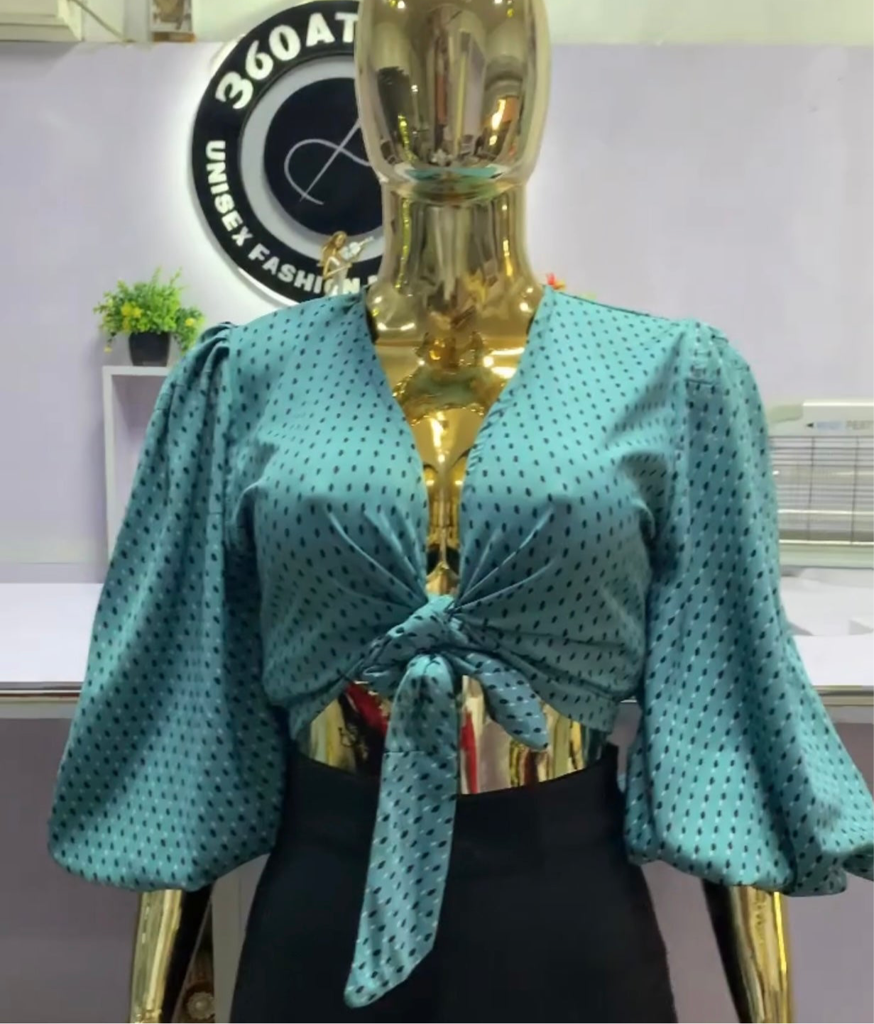 Teal Polka Dot Tie-Front Crop Top with Puff Sleeves – Effortless Chic